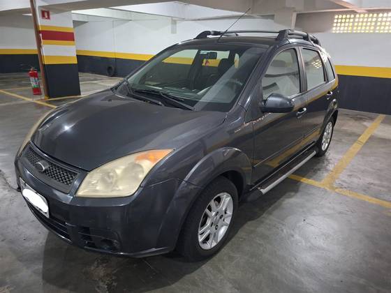 FORD FIESTA 1.6 MPI HATCH 8V FLEX 4P MANUAL FORD FIESTA 1.6 MPI HATCH 8V FLEX 4P MANUAL